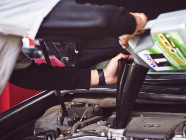 Motor Oil_ The Driving Force Behind High-Performance Cars